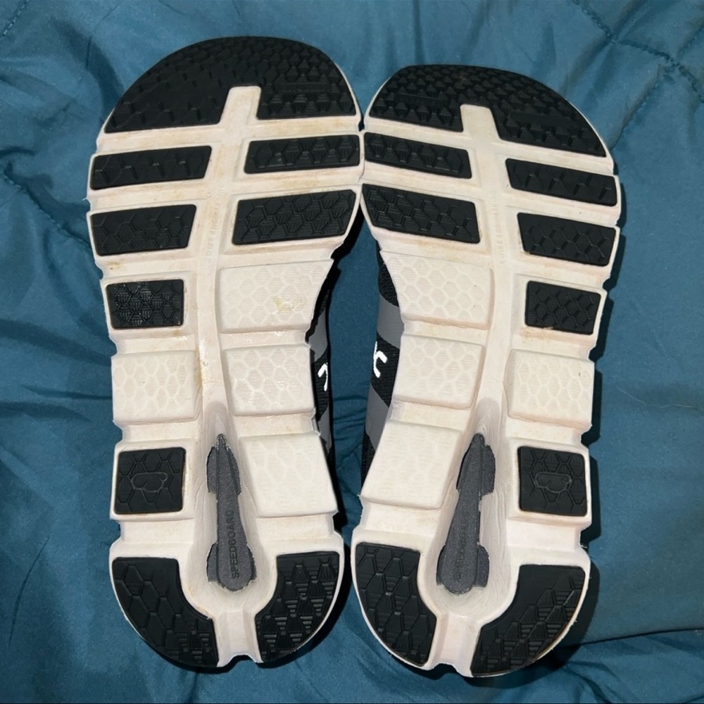 ON CLOUDRUNNER RUNNING SHOES IN ECLIPSE/BLACK COL… - image 6